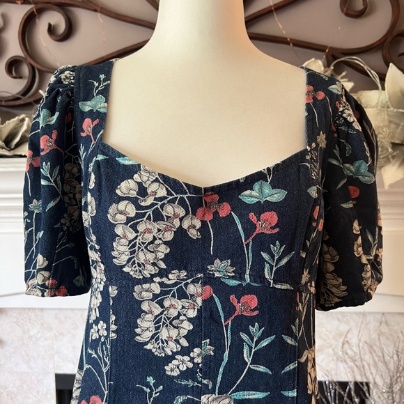 En Saison Opal Mini Dress in Denim Floral in Blue, Size M, NWT - Picture 5 of 13